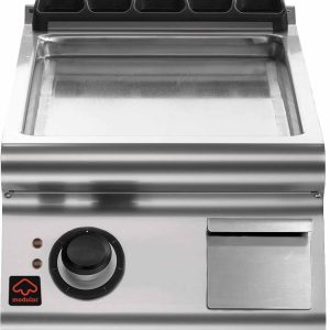 Fry top elettrico versione topversione extremepiastra lisciapotenza 5,4 kw