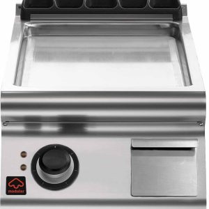 Fry top elettrico versione topversione simplepiastra liscia cromatapotenza 7,5 kw