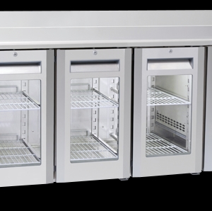 Tavolo refrigerato GN1/1 (COMANDO REMOTO/PORTAVETRO) QRG 3200SG